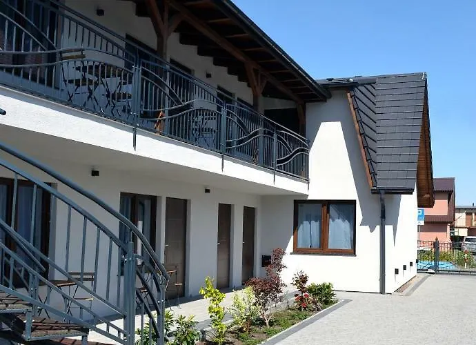 Séjour chez l'habitant Morza Szum *